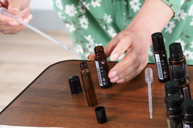 temel doğal yağ doterra şişesi. Beyaz Rusya, Minsk, 2021