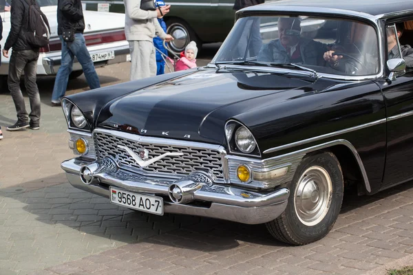 Internationaal Festival van retro auto Minsk — Stockfoto