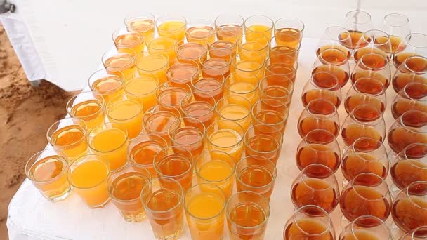 Verres de jus et de cognac — Video