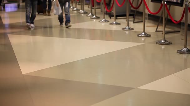 People in the airport — Stock Video