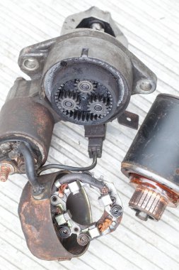 Motor parçaları tamiri