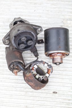 Motor parçaları tamiri