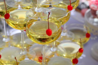 Gözlük şampanyalarla Festival tablo