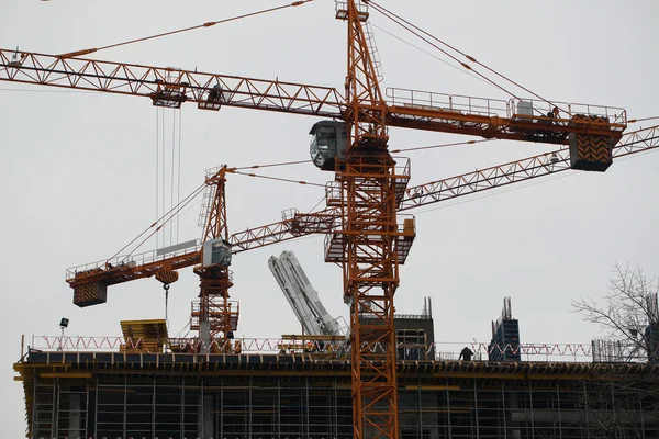 Edificio de hormigón en construcción — Foto de Stock