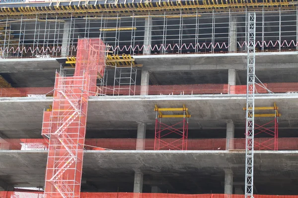 Concrete building under construction — Stock Photo, Image