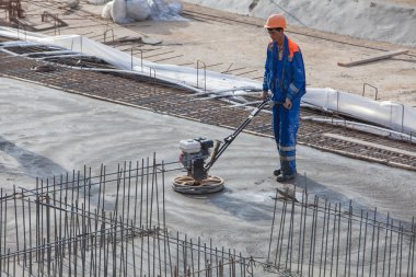 İşçi harç üretir