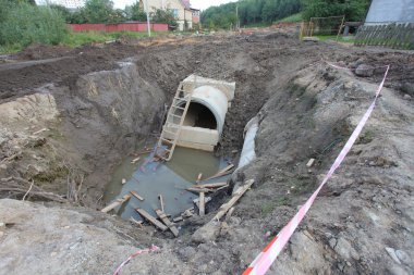 Toplayıcı beton borular