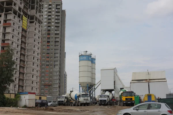 Будівельний майданчик багатоквартирного будинку — стокове фото