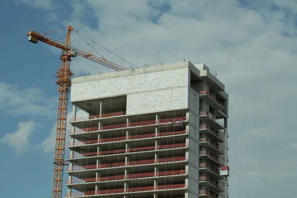 Lugar de construcción del edificio de varios pisos — Foto de Stock