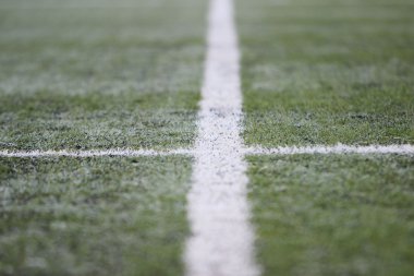 Futbol sahası ile beyaz çizgi