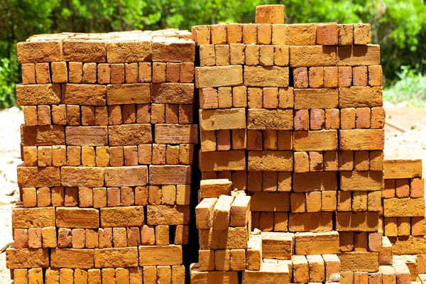 Stack of building bricks — Stock Photo, Image