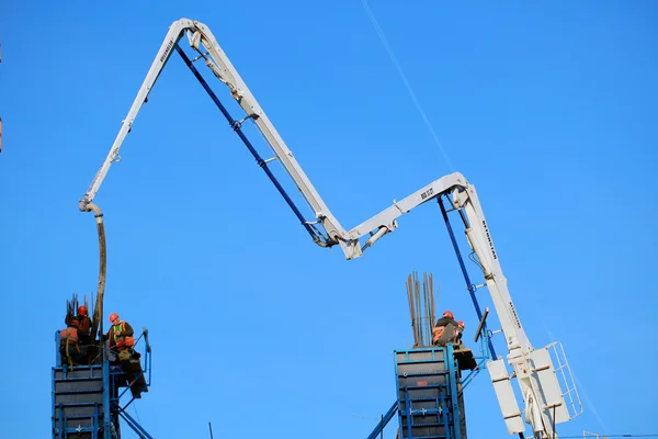 Workers working on construction site — Stock Photo, Image