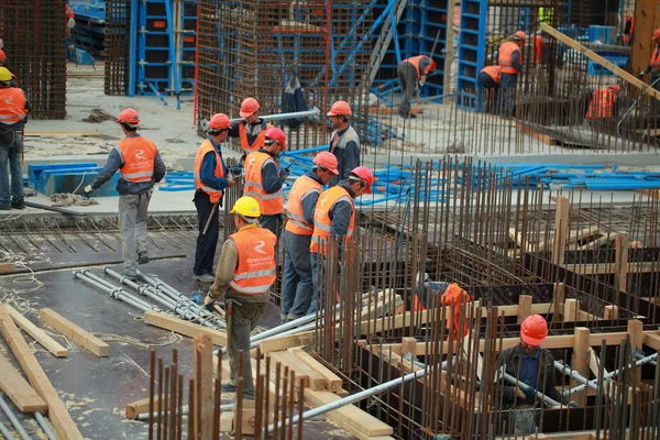 Construction d'un hôtel à Minsk — Photo