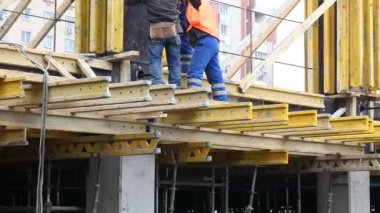 İşçilerin bir fabrikası