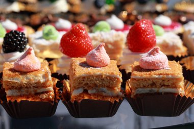 Düğün tatlı çöl