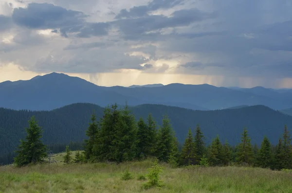 Evening in the Mountains — Stock Photo, Image