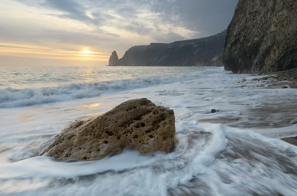 Pedra na praia — Fotografia de Stock