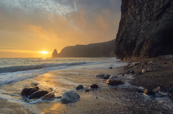 Krásný západ slunce u moře — Stock fotografie