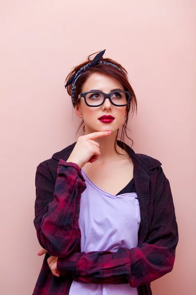 Retrato de uma jovem mulher — Fotografia de Stock