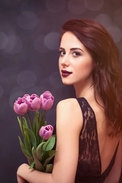 Portrait of a young beautiful woman — Stock Photo, Image