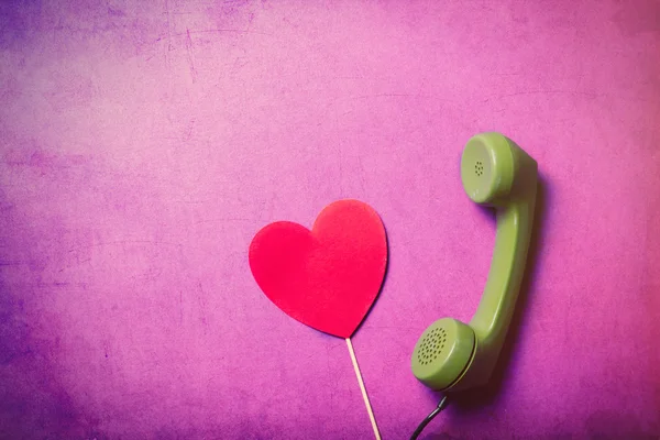 Rojo corazón en forma de juguete — Foto de Stock