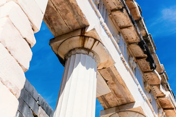 Columnas antiguas en Grecia —  Fotos de Stock