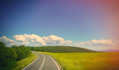Yunanistan ülkede yan yol