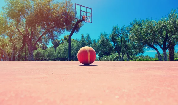 Foto del parque infantil de baloncesto —  Fotos de Stock