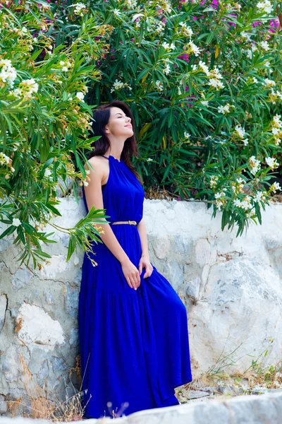 Young woman in Greece — Stock Photo, Image