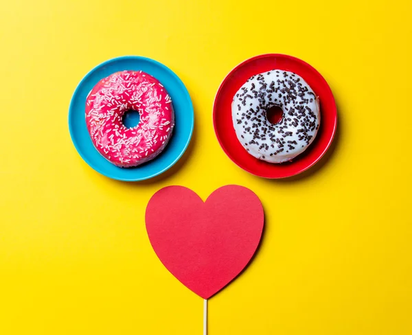 도넛과 장난감 — 스톡 사진