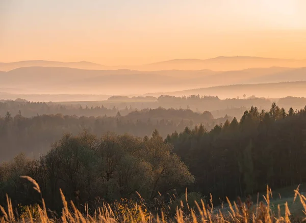 Blick Auf Die Beskiden November Bei Sonnenuntergang — Stockfoto