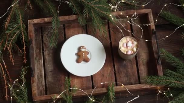 Biscoitos Gengibre Natal Caneca Café Uma Bandeja — Vídeo de Stock