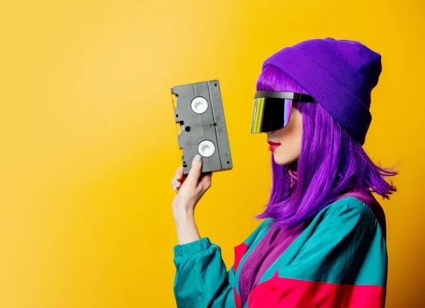 Mujer Estilo Gafas Chándal Los Años Con Cinta Audio Sobre —  Fotos de Stock