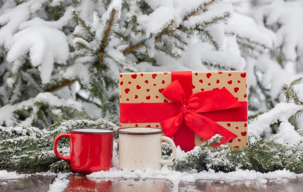 Two Cups Coffee Gift Box Wooden Table Snow — Stock Photo, Image