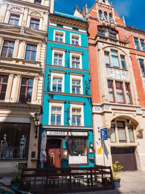 Wroclaw, Polonya - 21 Mayıs 2021: Wroclaw, Polonya 'da salgından sonra Eski Şehir sokaklarına bakın 