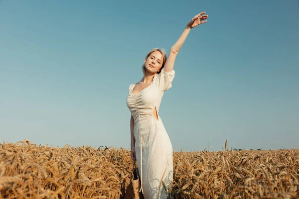 Beautiful Blond Hair Woman White Dress Wheat Field Blue Sky — Stock Photo, Image