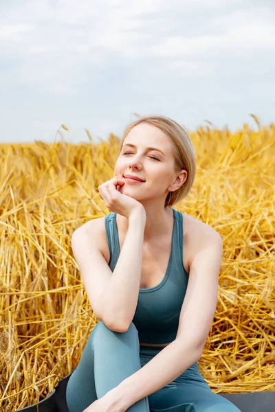 Woman Blond Hair Clothes Yoga Practice Have Rest Wheat Field — Stock Photo, Image