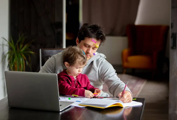 Young Father Works Computer Home Child — Stock Photo, Image