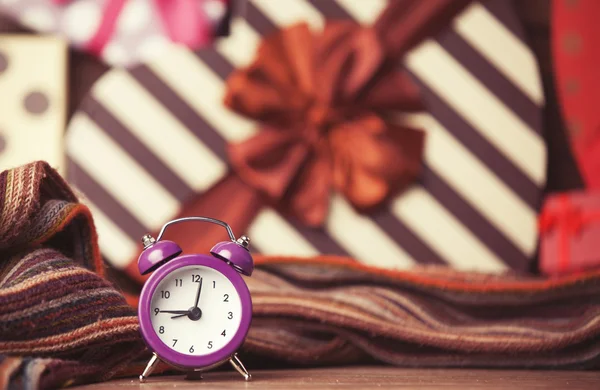 Vintage clock on christmas background — Stock Photo, Image