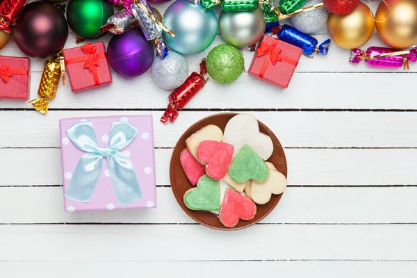 Biscotti e regali di Natale — Foto Stock