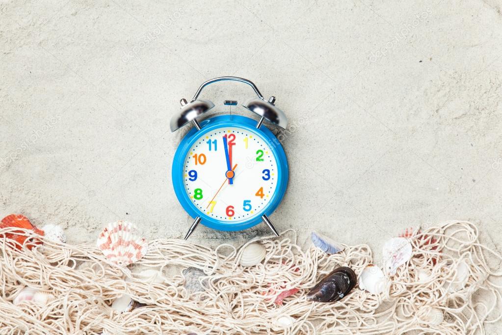 Alarm clock and net with shells 