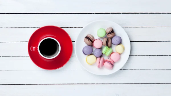 Tazza di caffè e macaron — Foto Stock