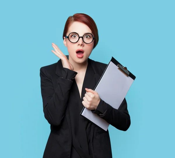 Portret van verrast zakelijke vrouwen in glazen — Stockfoto