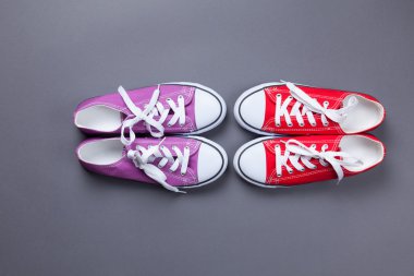 Red and Violet classic gumshoes