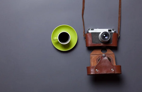 Copa de café y cámara retro — Foto de Stock