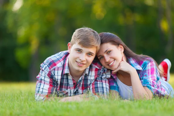 Young teen couple Royalty Free Stock Photos