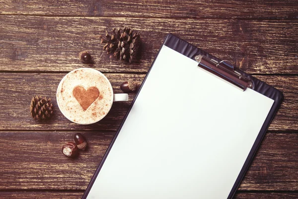 Cup of coffee and tablet — Stock Photo, Image