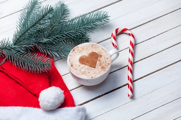 Kopje koffie en Kerstmis candy — Stockfoto