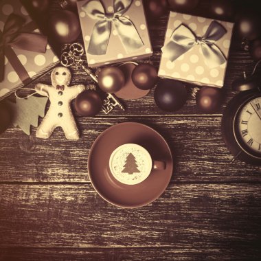 Kremalı bir fincan kahve.