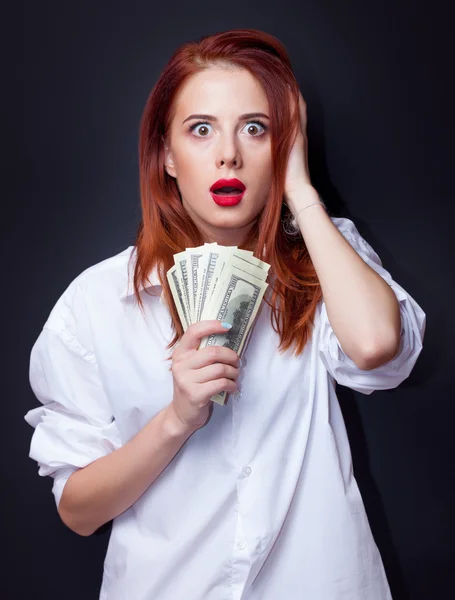 Mujer de negocios en camisa blanca con dinero — Foto de Stock